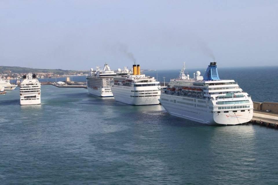 Stella Di Mare- Cruise Shuttle Hotel Civitavecchia Exterior photo